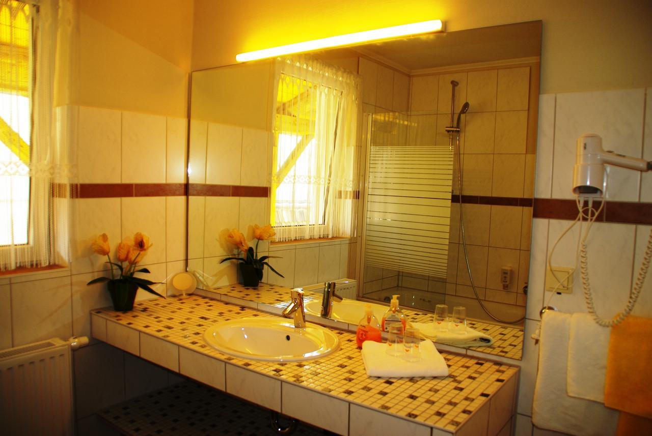Landhotel Heidekrug Dohma Quarto foto